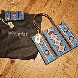 Wrangler Aztec Tote Bag with Wallet